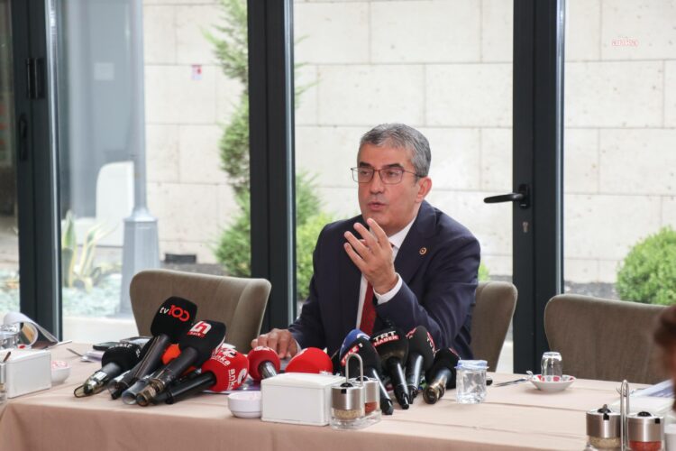 CHP’li Günaydın: “Bize kimse hayvan öldürtemez, sen talimatını kime verirsen ver”