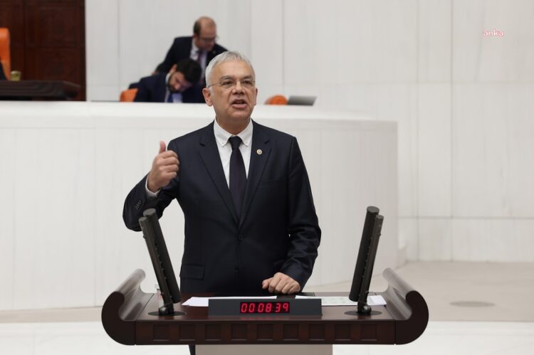 Kayıhan Pala: “Sağlık Bakanlığının uyuşturucuyla mücadele eylem planı nedir”