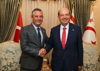 Özgür Özel, KKTC Cumhurbaşkanı Tatar ile görüştü