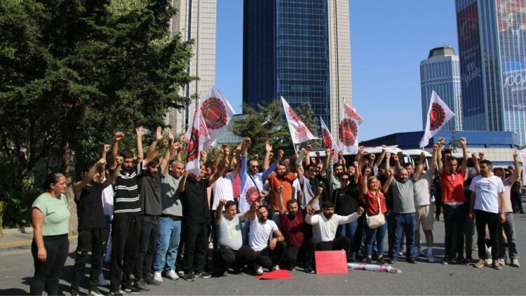 “Sabancı’nın selamı var ” denilerek gözaltına alınan Carrefoursa işçileri: Hodri meydan!