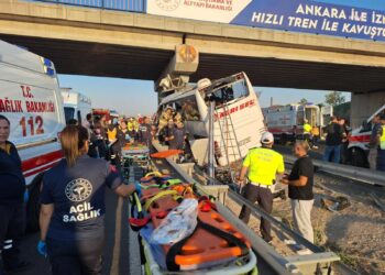 Ankara’da yolcu otobüsü kaza yaptı: 9 ölü, 26 yaralı