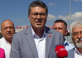 Aytekin: “82’nci seçim bölgesi olarak ‘yurt dışı seçim bölgesi’ ilan edilsin”