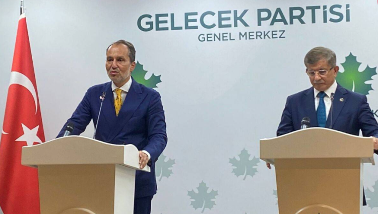 Erbakan’dan AKP’ye eleştiri: “Türkiye’nin en hızlı eriyen partisi”