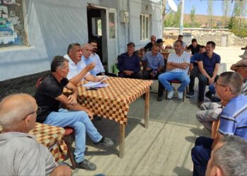 Ömer Fethi Gürer, Niğde’de çiftçilerle görüştü