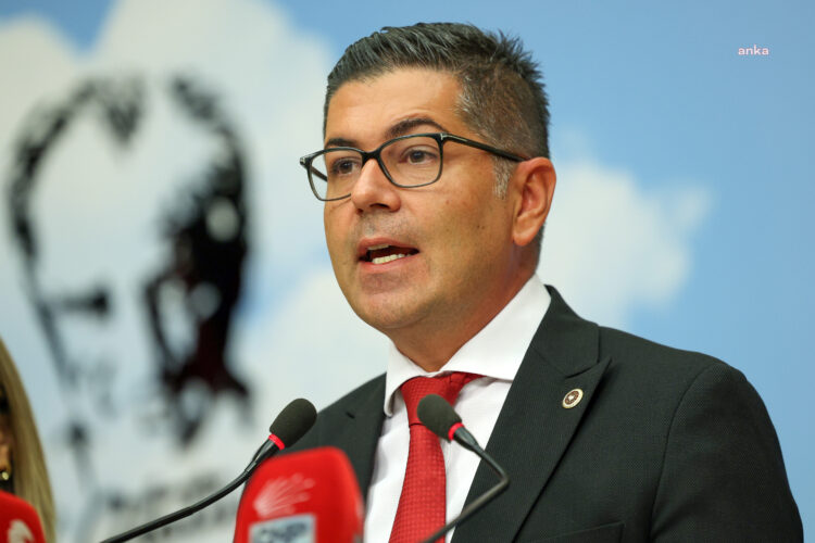 CHP’li Halıcı: “Çocuklarımızın geleceği AKP ve bakanlarının elinde oyuncak edilmiştir”