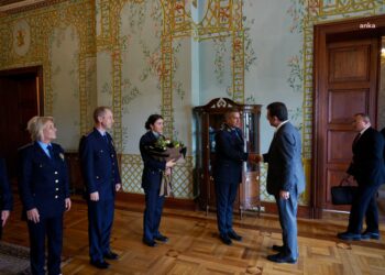 Zabıtaları ağırlayan İmamoğlu: Sizden yenilikçi adımlar bekliyorum