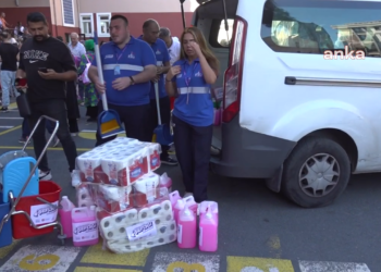 Şişli Belediyesi, ilçedeki okullara temizlik malzemesi dağıtmaya başladı