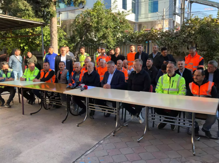 TÜRK-İŞ’ten ”Zordayız geçinemiyoruz” eylemi…