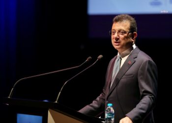 İmamoğlu: İyi işleri yapan bir millet olmayı başarabilirsek işte o zaman Narin bu ülkede ölmez