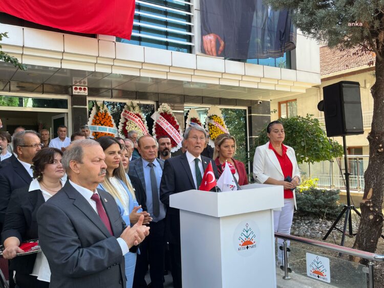 Yusuf Halaçoğlu: “Kutlu Parti olarak tek başımıza seçime girip iktidar olacağız”