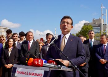 İmamoğlu: İktidar yolculuğunun en çalışkan neferi olacağıma söz veriyorum
