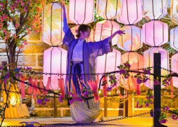 Çin’in Chengdu kentinde Güz Ortası Festivali etkinlikleri yeni bir yorumla sunuluyor