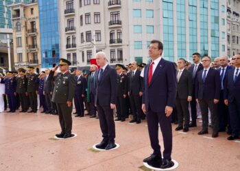 İstanbul’un Kurtuluşu’nun 101’inci yılı Taksim’de kutlandı