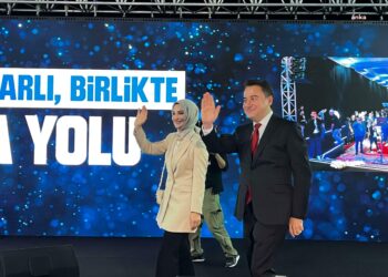 Babacan, yeniden DEVA Partisi Genel Başkanı seçildi