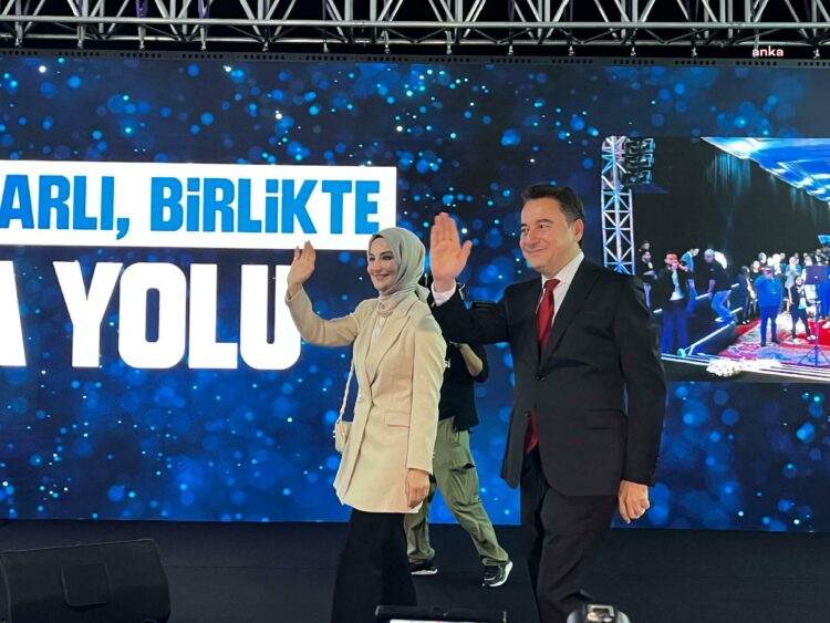 Babacan, yeniden DEVA Partisi Genel Başkanı seçildi