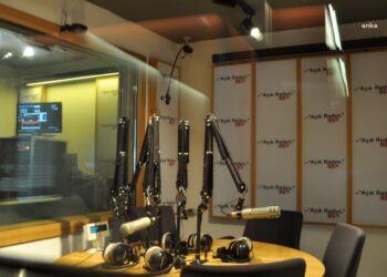 Açık Radyo ‘Good Vibrations’la veda etti