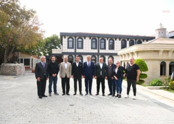 Özgür Çelik’ten Garip Dede Cemevi’ne yapılan saldırıya kınama