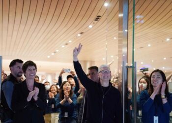 Çin Ticaret Bakanı: Apple’ın Çinli ortaklarıyla istikrarlı işbirliğinden memnunuz