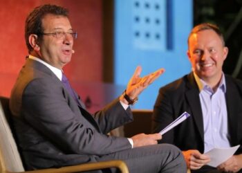 İmamoğlu küresel zirvede konuştu: Şehir liderleri seslerini duyurmalı