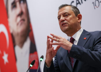 Özgür Özel: “İşsizliği çözmek için CHP iktidarına gün sayıyoruz”