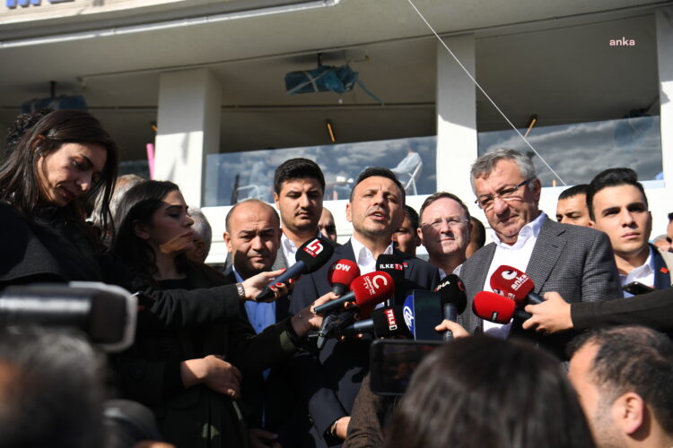 Özgür Çelik: “Bugün akşam saat 17.00’de Adalet Nöbeti gerçekleştireceğiz”