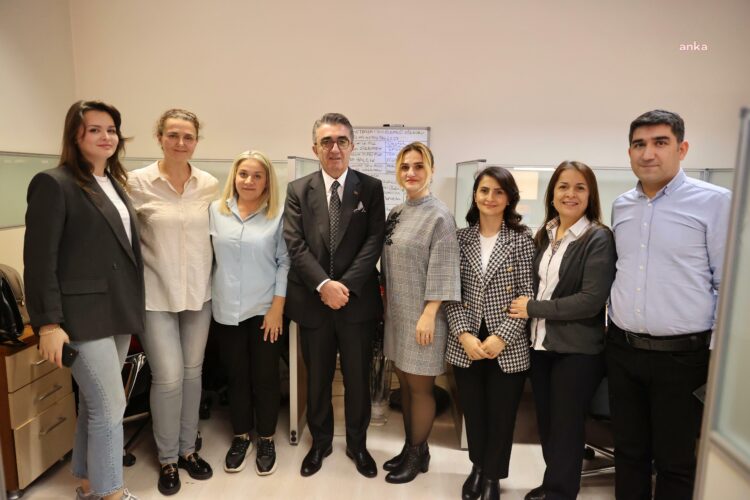 Bayrampaşa Belediye Başkanı Mutlu: “Vatandaşlarımızın mutluluğu için çalışmaya devam edeceğiz”