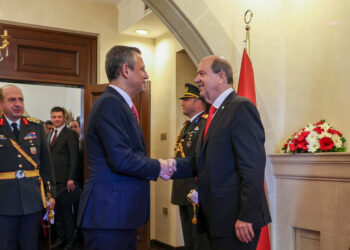 Özgür Özel, KKTC’nin 41’inci kuruluş yıl dönümü kutlamaları için Lefkoşa’da
