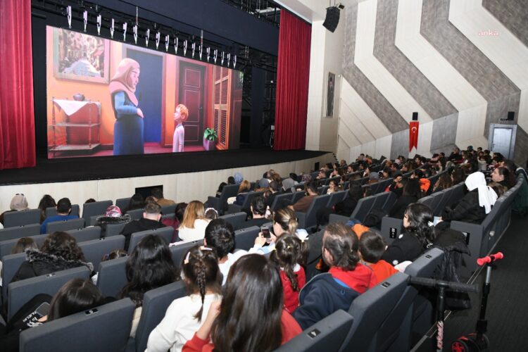 Balıkesir Büyükşehir Belediyesi, “Mustafa” filmini 20 ilçede çocuklarla buluşturuyor