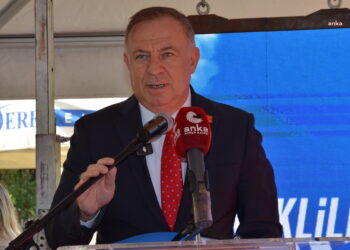 Zeybek: Algılar üzerinden kirli kampanyaları ters yüz edeceğiz