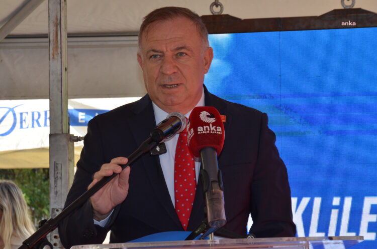 Zeybek: Algılar üzerinden kirli kampanyaları ters yüz edeceğiz