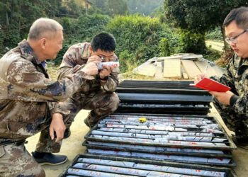 Çin’in Hunan eyaletinde devasa büyüklükte altın yatağı keşfedildi