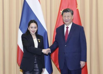 Xi, Çin-Tayland Demiryolu inşasının hızlandırılması ve Tayland’la işbirliğinin artırılması çağrısı yaptı
