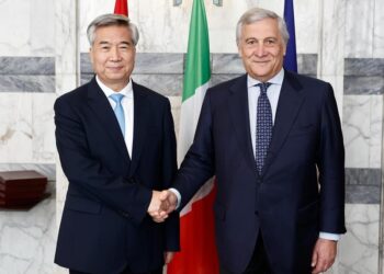 Çin Komünist Partisi heyeti İtalya’yı ziyaret etti