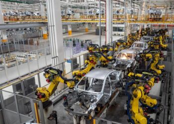 Çin’de yeni enerjili araç üretimi 10 milyon bandını aşarak küresel karbon azaltma çabalarına katkı sağladı