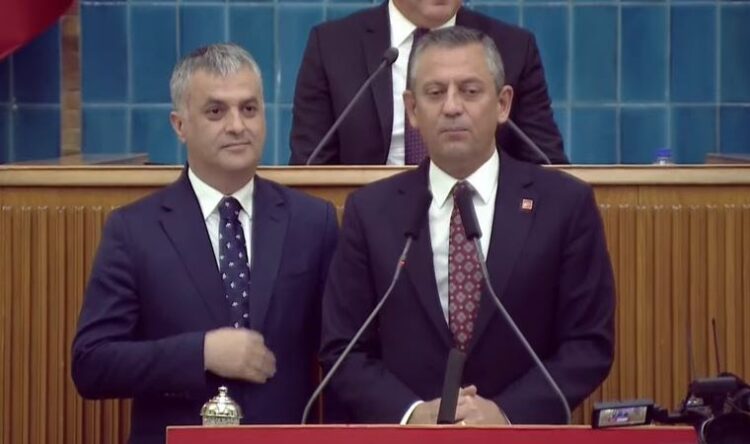 İYİ Parti’den istifa eden Mustafa Bıyık CHP’ye katıldı