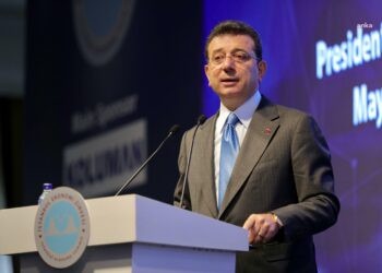 İmamoğlu: “Halkın yoksulluğu artıyor”
