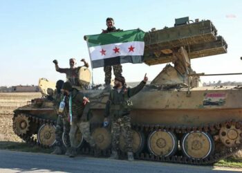 ABD destekli Selefi örgütler Şam’da… Suriye’de 61 yıllık Baas iktidarı sona erdi