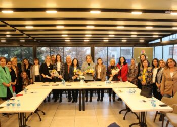 Bayrampaşa’da “Siyasette Kadın Temsili” konuşuldu