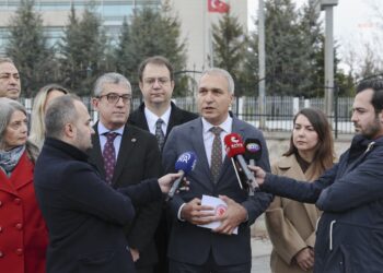 Özçağdaş: “Bu kanun milli eğitim sistemimizi iyileştirmiyor’