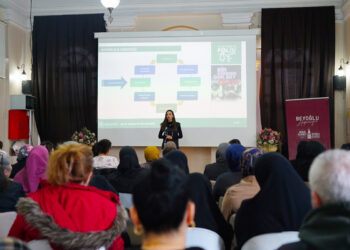 Beyoğlu’nda ‘En İyi Narkotik Polis: Anne’ seminerleri başladı