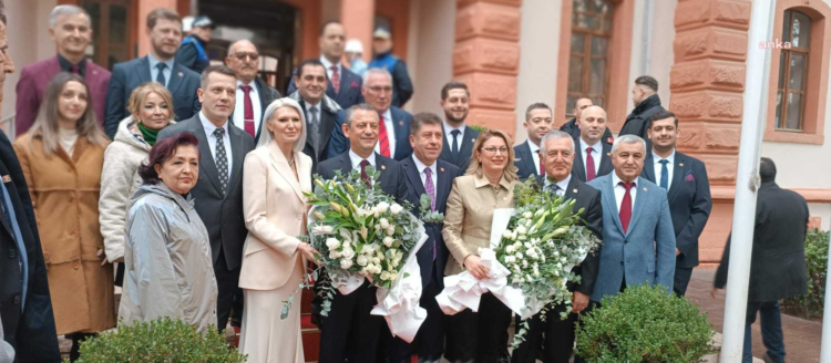 Özgür Özel, Bilecik’te Atatürk’ün kente gelişinin 104’üncü yıl dönümü programına katıldı