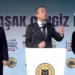 Özgür Özel: “Yoksullukla mücadele etmek için işin ucundan tutmak gerekiyor”