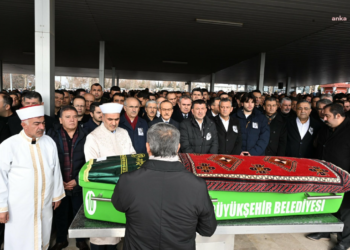 Veli Ağbaba’nın babası son yolculuğuna uğurlandı