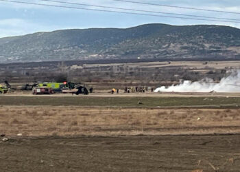 Isparta’da askeri helikopter düştü