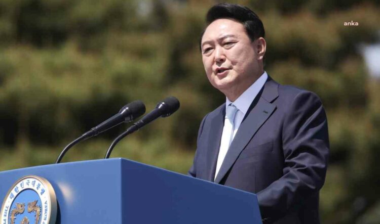 Güney Kore Devlet Başkanı, ülkesinde sıkıyönetim ilan etti