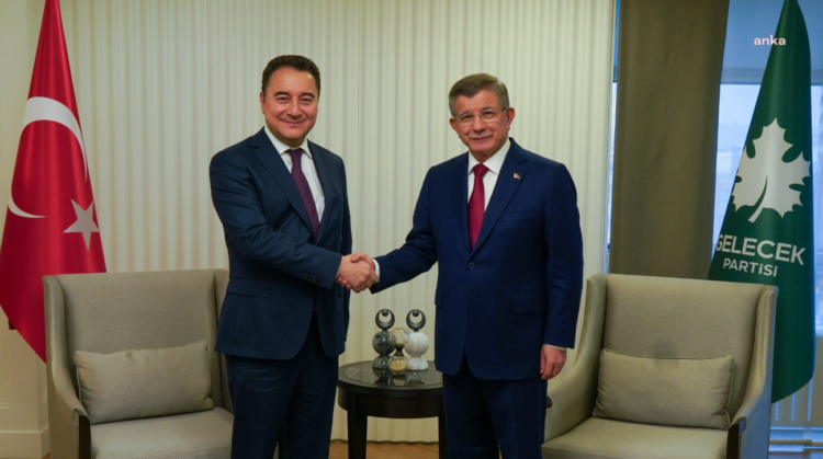 Ali Babacan, Ahmet Davutoğlu’nu ziyaret etti