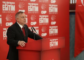 Gökan Zeybek: “32 haftadır bütün anketlerde birinci partiyiz”
