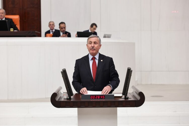 Selçuk Özdağ: “Bu bir zam bütçesidir, faiz bütçesidir”