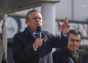 Özgür Özel: “Yine emeklinin cebinden para çaldılar”