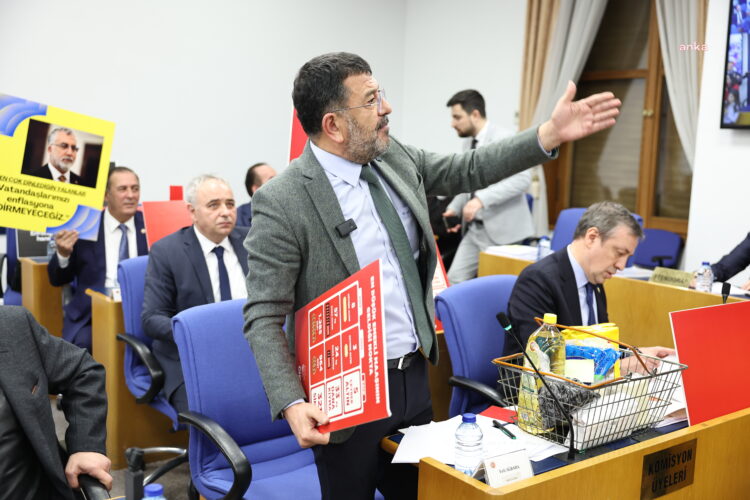 Ağbaba: “Emekli maaşını ödemek bir lütufmuş gibi gösteriliyor”